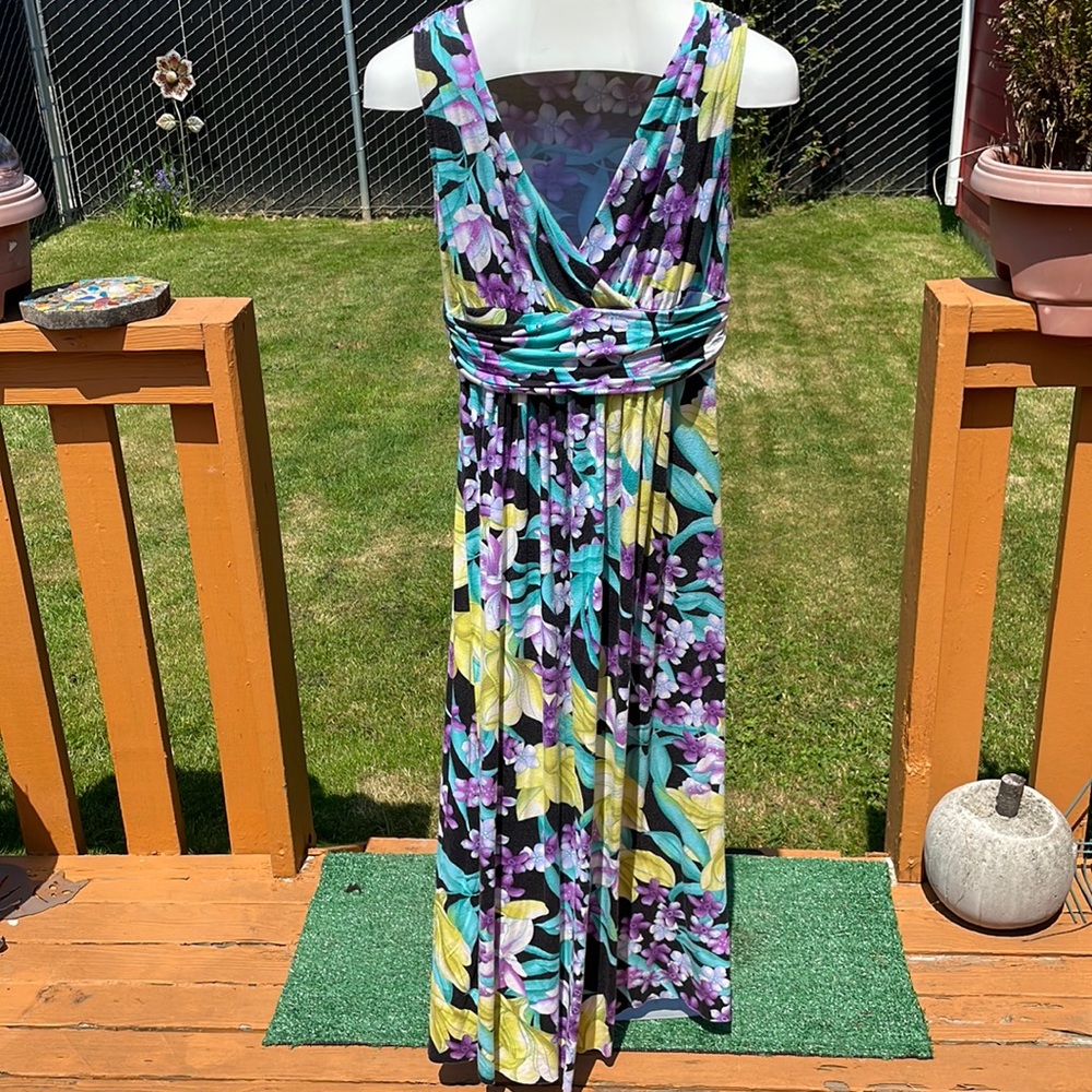Jennifer Lopez Size Large Petite Dress